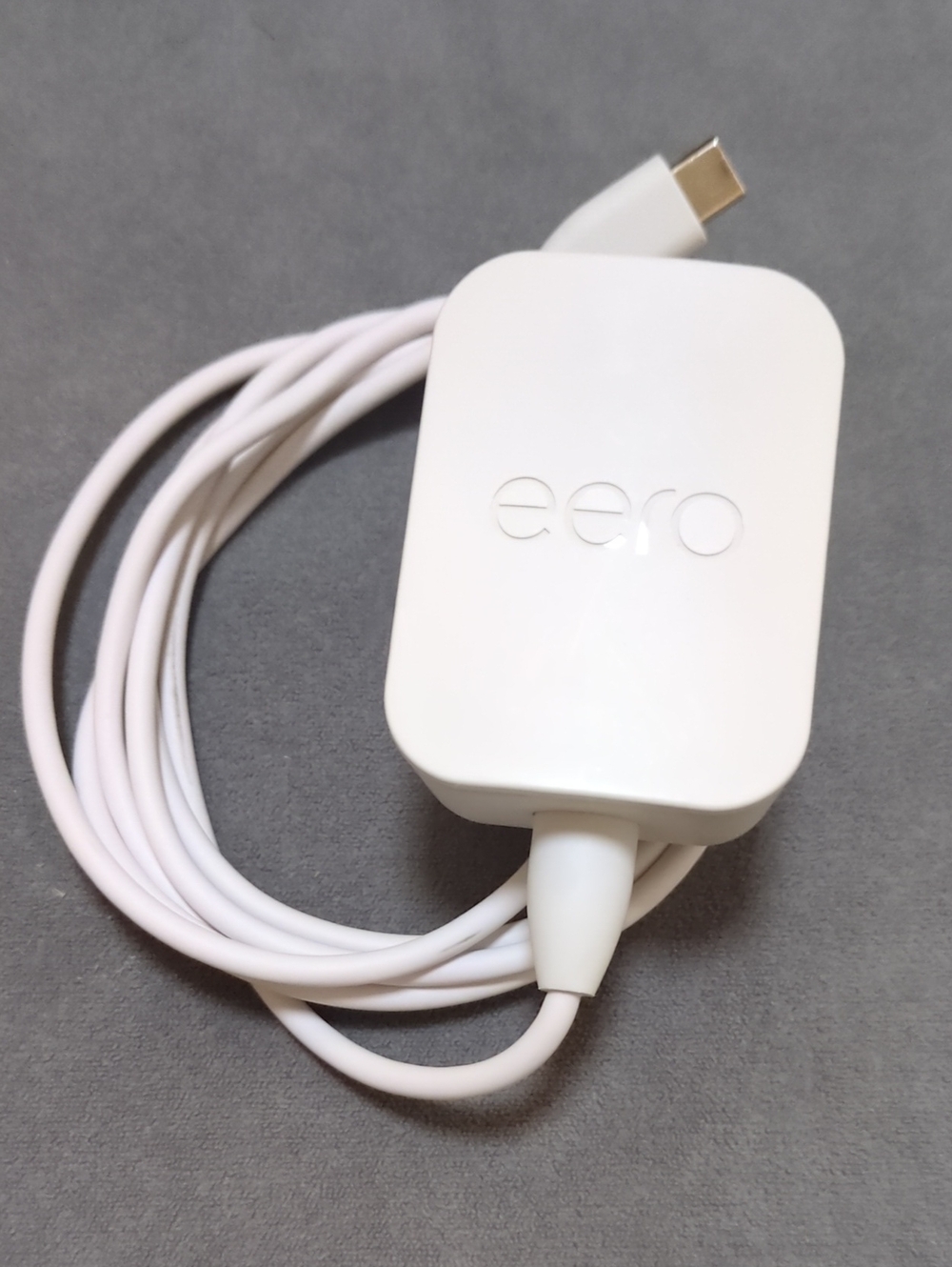 eero White USB-C Power Adapter 27W Eero 6 & Eero Pro 6